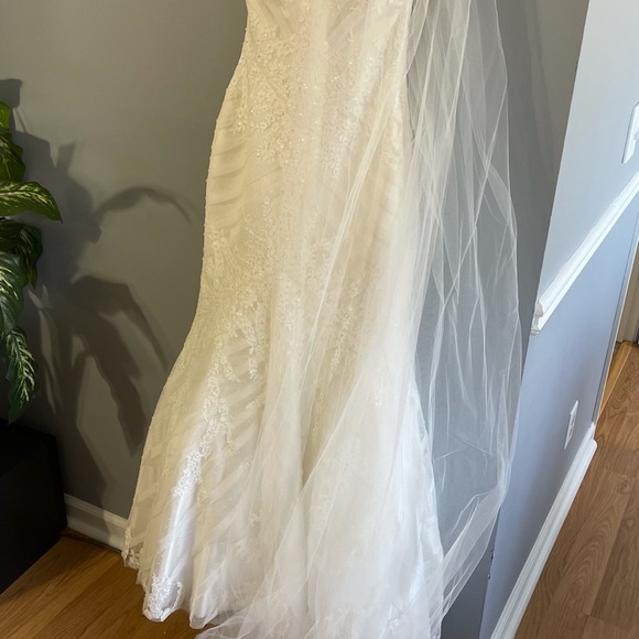 Designer Wedding Dress - Picture 7 of 7